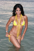 caramel - yellow bikini-01x6nj10nt.jpg